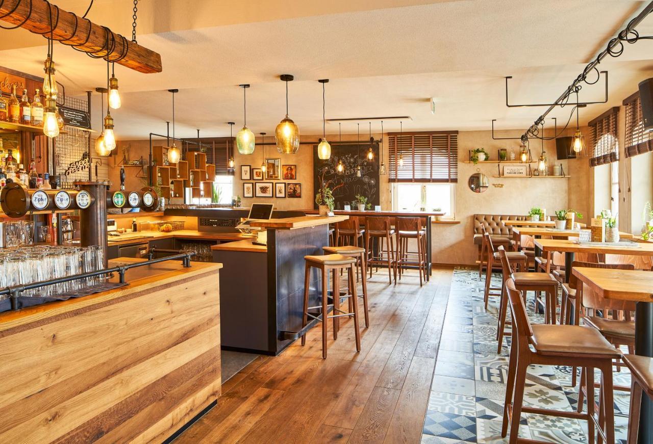 Hotel-Gasthof Beim Boeckhiasl Neukirchen an der Vockla Luaran gambar