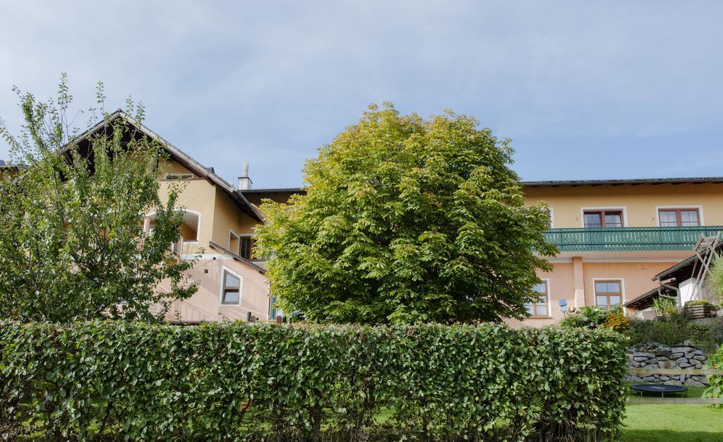 Hotel-Gasthof Beim Bockhiasl Neukirchen an der Vockla Luaran gambar