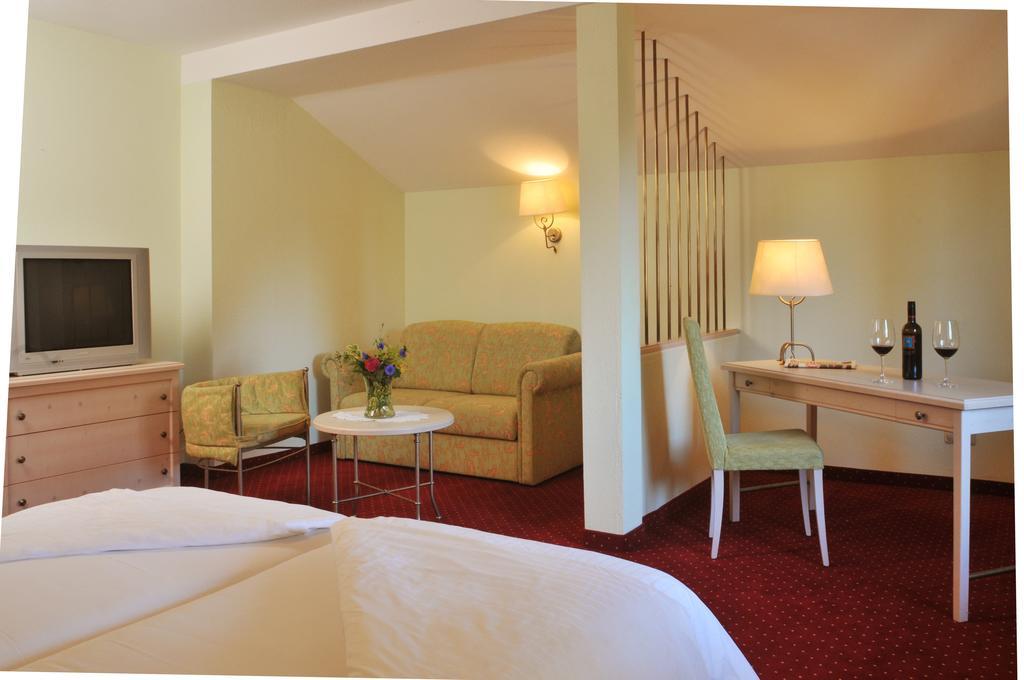 Hotel-Gasthof Beim Boeckhiasl Neukirchen an der Vockla Luaran gambar