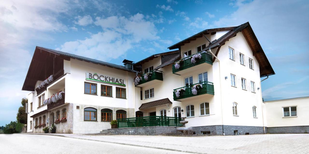 Hotel-Gasthof Beim Bockhiasl Neukirchen an der Vockla Luaran gambar